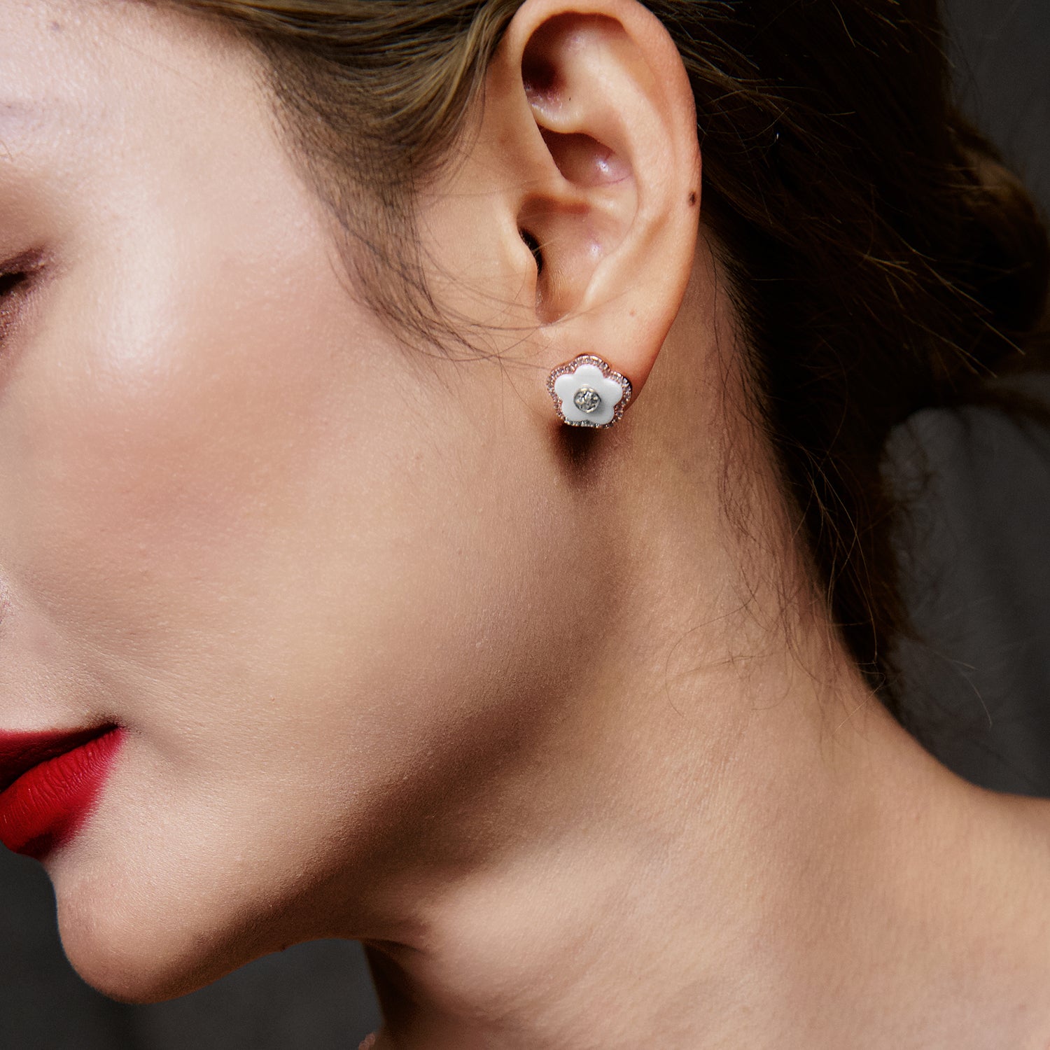 Cherry Blossom Ceramic White Ceramic Flowers Silver Stud Earrings Silver Platinum Plated - 4B4323 - wear  - Black By Blue Brave
