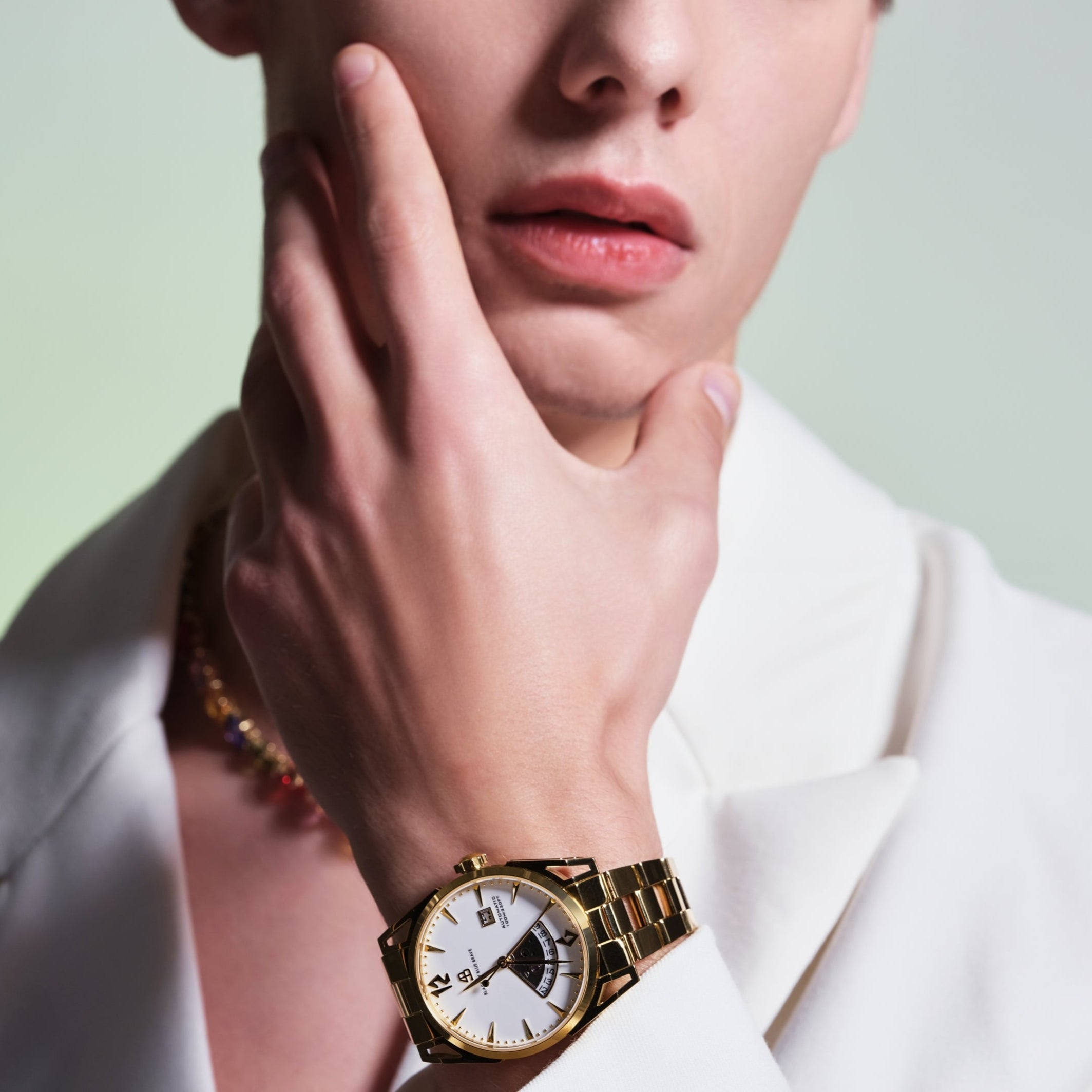 Classic 2024 40mm White Dial Gold Bracelet Automatic Watch - 4B1226 - wrist - Black By Blue Brave